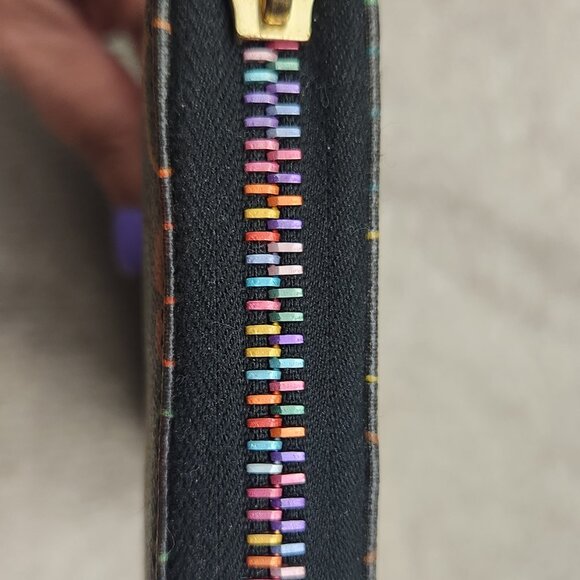 Dooney & Bourke Signature Rainbow Multicolor Zip Card Wallet - EUC - Picture 5 of 10